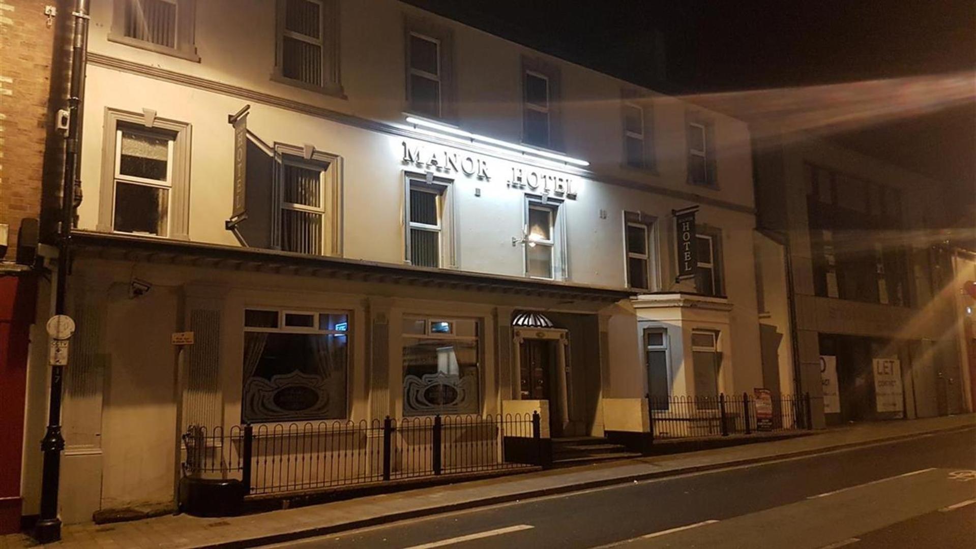 Manor Hotel Ballymoney Eksteriør bilde